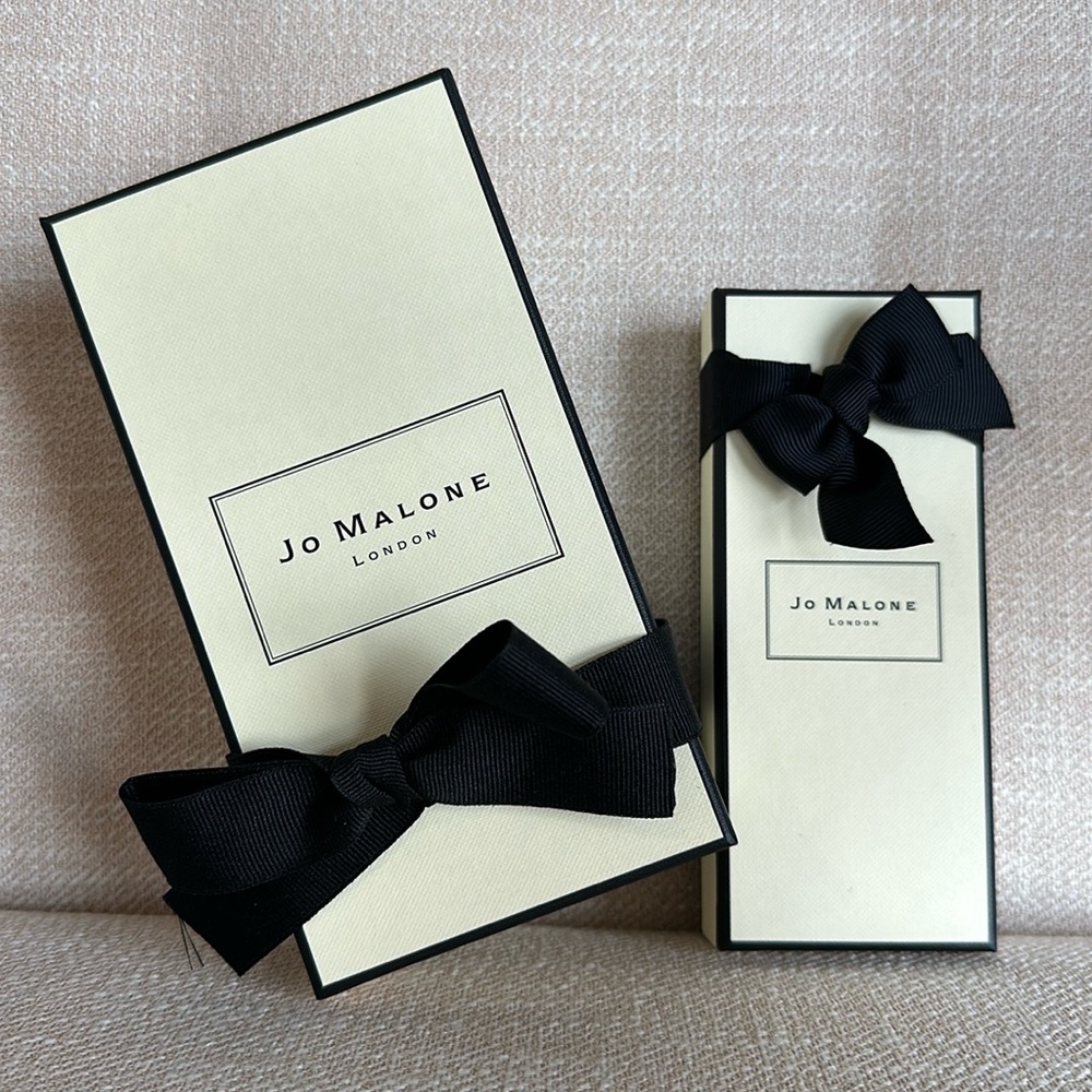 Jo Malone London fragrance boxes with black ribbon for gifts EMPTY